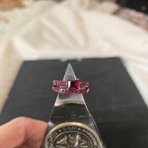 Gunmetal with red stones wedding ring set size 7 new and unused